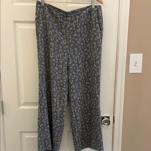 Chico's Gray Patterned Wide Leg Pants